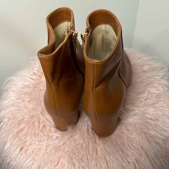 L'Agence Jeanne Il Pointed Toe Bootie - Picture 10 of 14